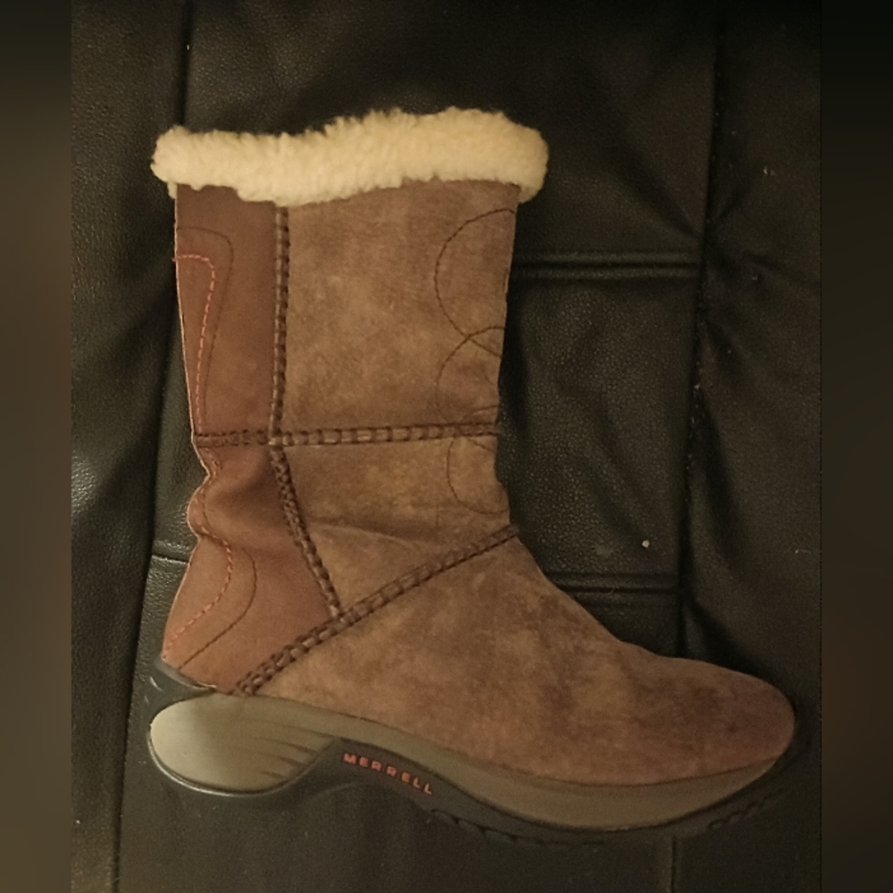 Merrell Women's Size 7.5 Encore Peak Coffee Bean Brown Suede Fur Lined Boots